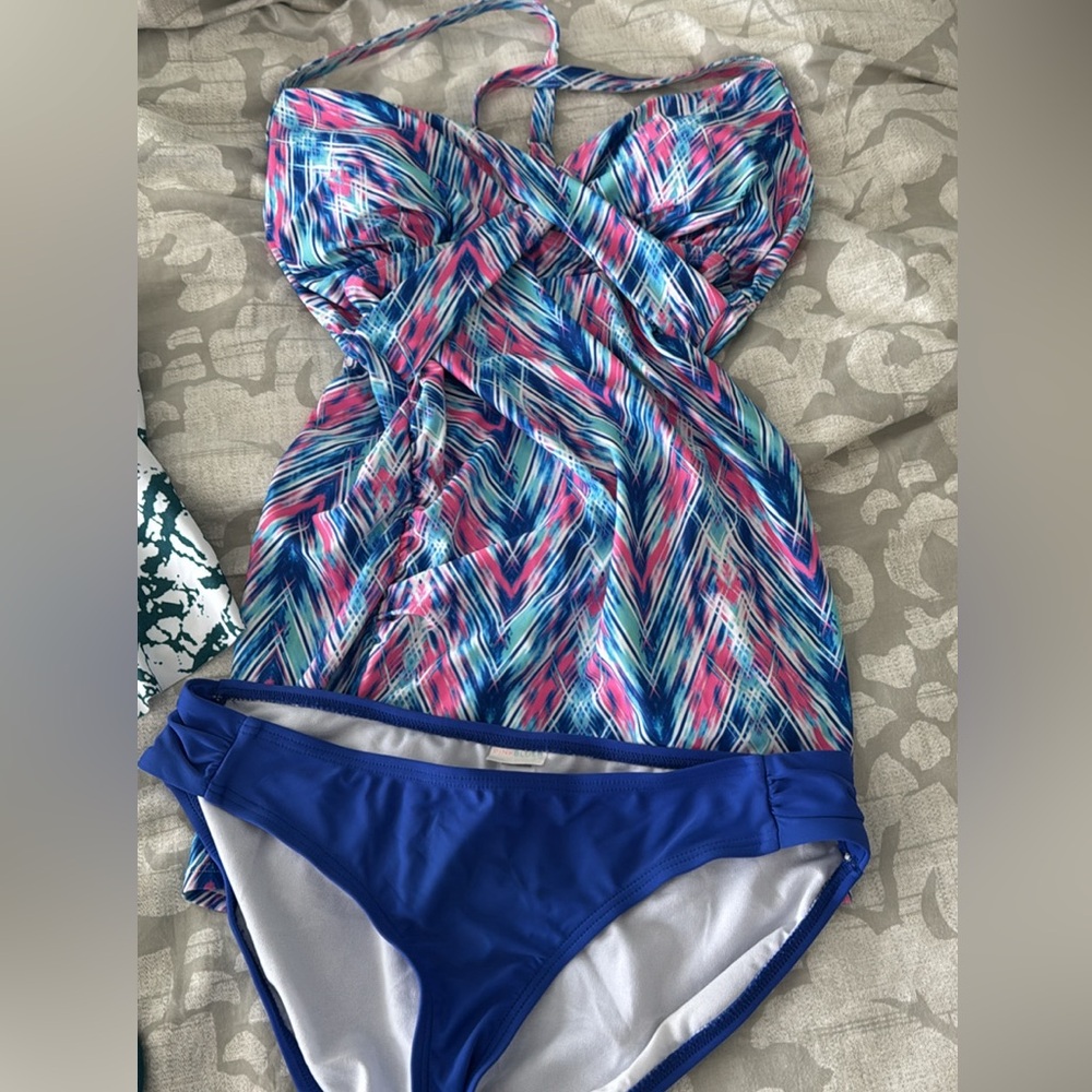 Pink blush brand maternity swim suits. Rarely worn.